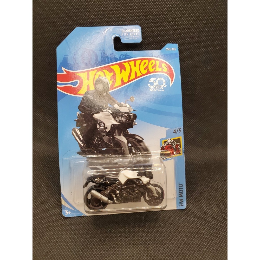 2018 Hot Wheels #356 HW Moto 4/5 BMW K 1300 R White/Black w/Black MC3 Spoke Whls